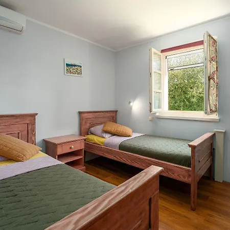 Bezaubernde Mit Meerblick, Jacuzzi, Babybett, Grill *