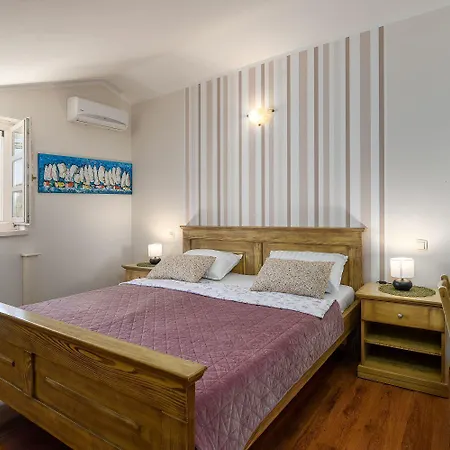 Bezaubernde Mit Meerblick, Jacuzzi, Babybett, Grill